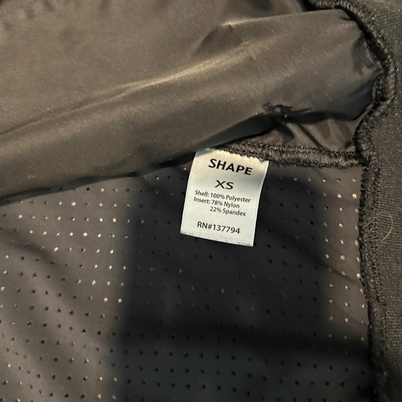 Peloton Women's Lightweight Zip Up Windbreaker in Black with Hidden Hood XS - Picture 7 of 7